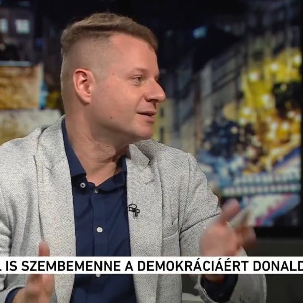 De vajon a jog felett áll-e a demokráciáért folytatott küzdelem? – A mai adásban elsőként erre keressük a választ! Majd arról beszélgetünk, hogy Németországban beköszöntött az „auf-wiedersehen-kultur”, Berlin szigorú határellenőrzést vezetett be az illegális migráció megállítása érdekében. De vajon lehet-e dominóhatása Európában a német fordulatnak? – Ez itt a kérdés