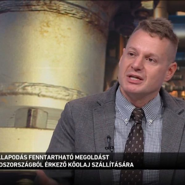 Ukrajna így már nem orosz tulajdonú olajat szállít a területén, hanem magyart, aminek a szankciók miatt van jelentősége.